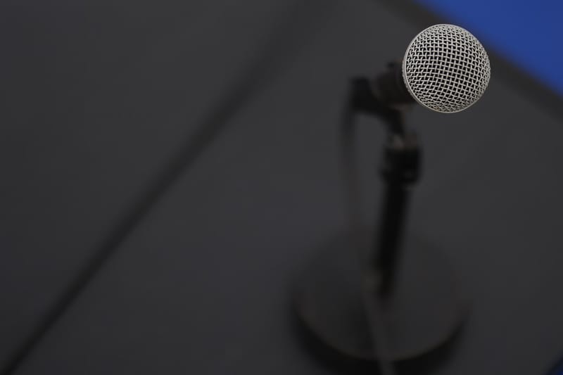 Communication audio en entreprise : formats et stratégies